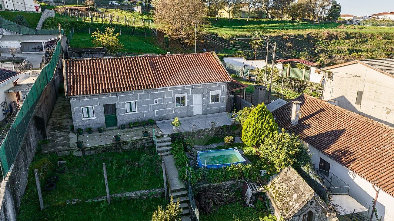 Moradia - Mesão Frio, Guimarães, Braga