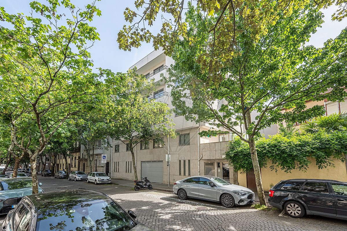 Apartamento T4 à venda em Porto