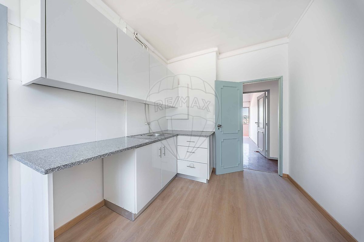 Apartamento T4 à venda em Coimbra (Sé Nova, Santa Cruz, Almedina e São Bartolomeu), Coimbra — foto 37
