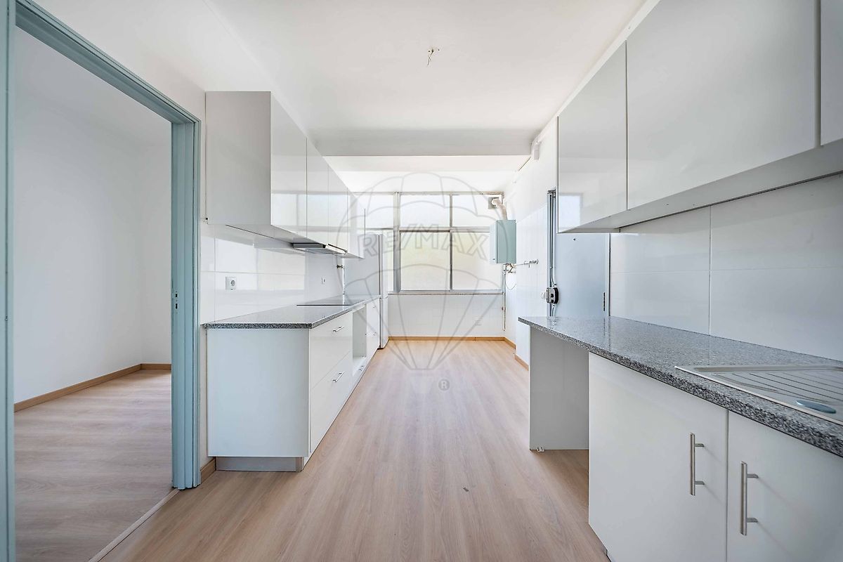 Apartamento T4 à venda em Coimbra (Sé Nova, Santa Cruz, Almedina e São Bartolomeu), Coimbra — foto 38