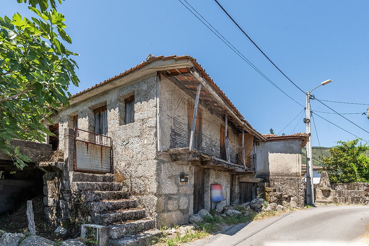 Moradia - Vale de Bouro, Celorico de Basto, Braga