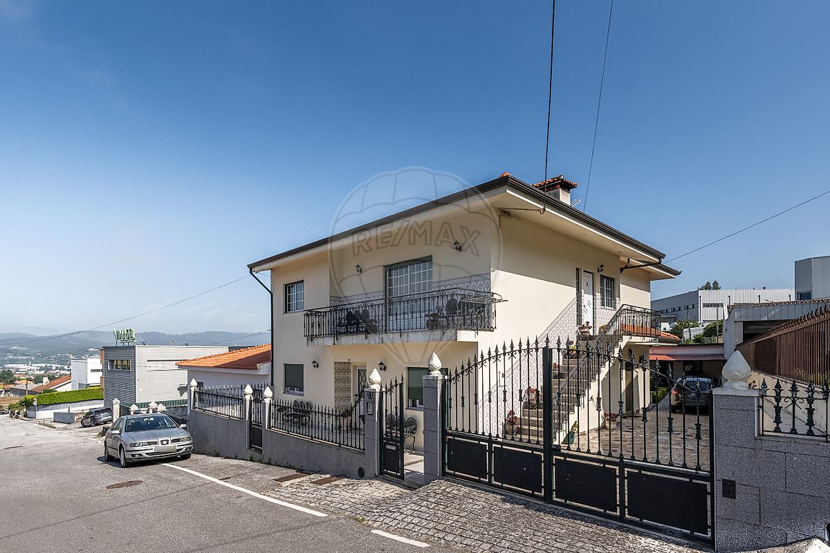 Apartamento T3 à venda em Guimarães