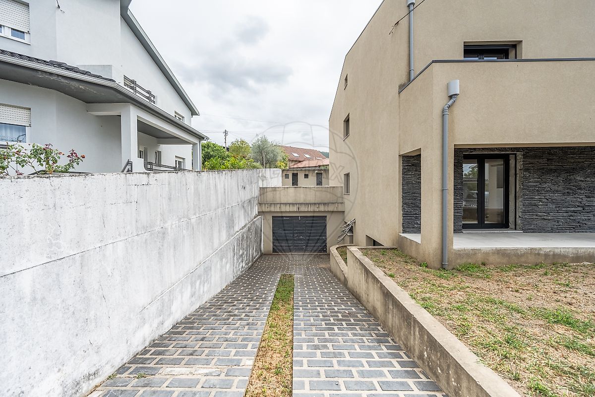 Moradia T4 à venda em Nogueira, Fraião e Lamaçães, Braga — foto 29