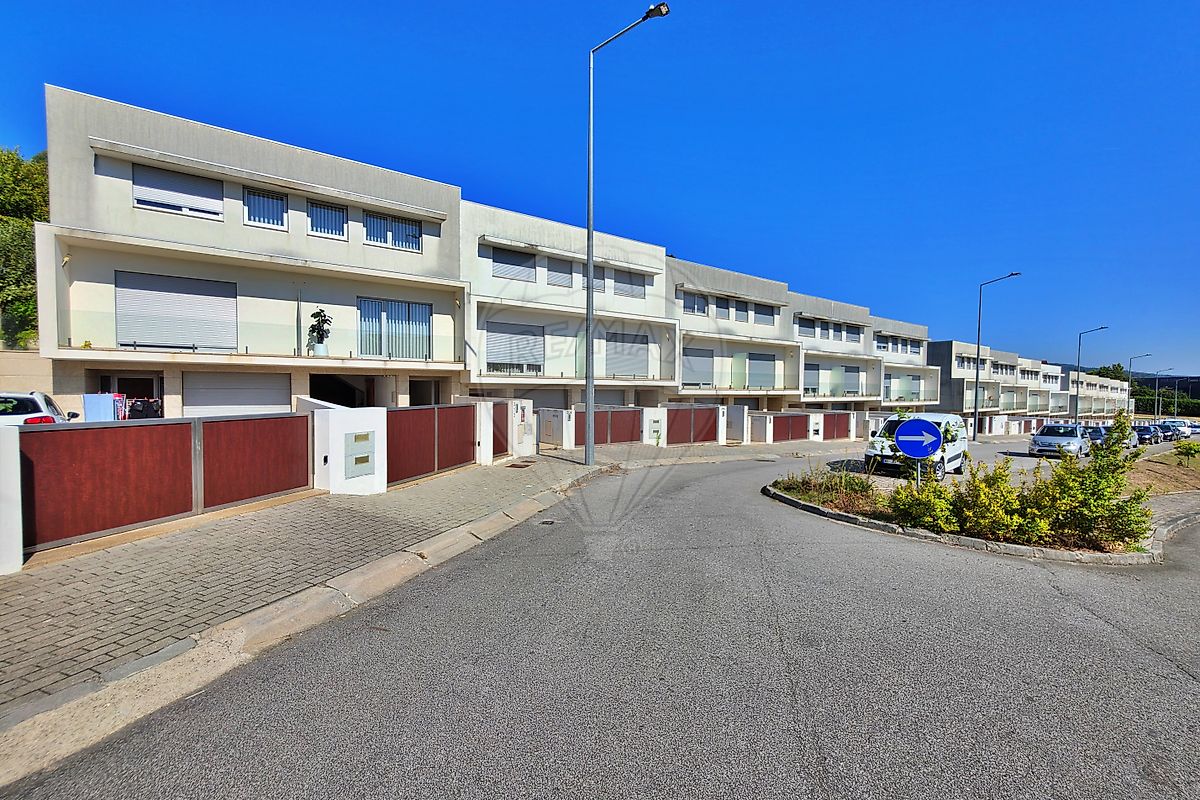 Apartamento T3 à venda em Guimarães