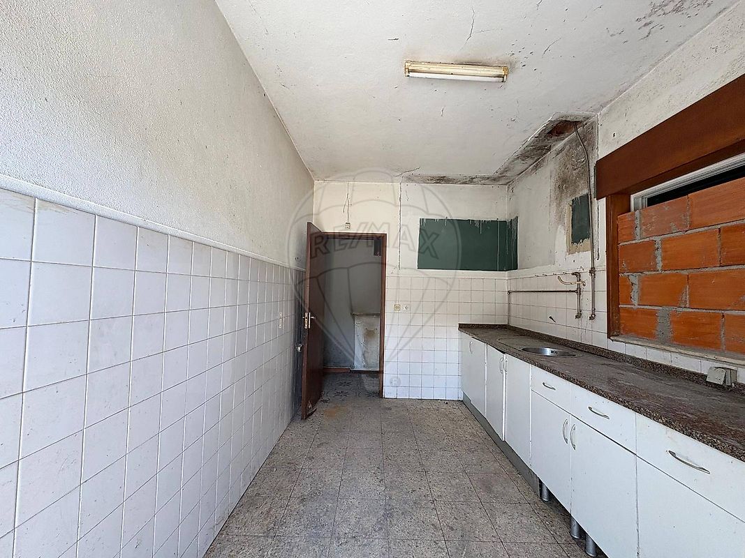Moradia T3 à venda em Serzedo e Calvos, Guimarães — foto 7