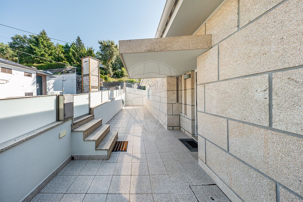 Moradia T4 à venda em Costa, Guimarães — foto 40