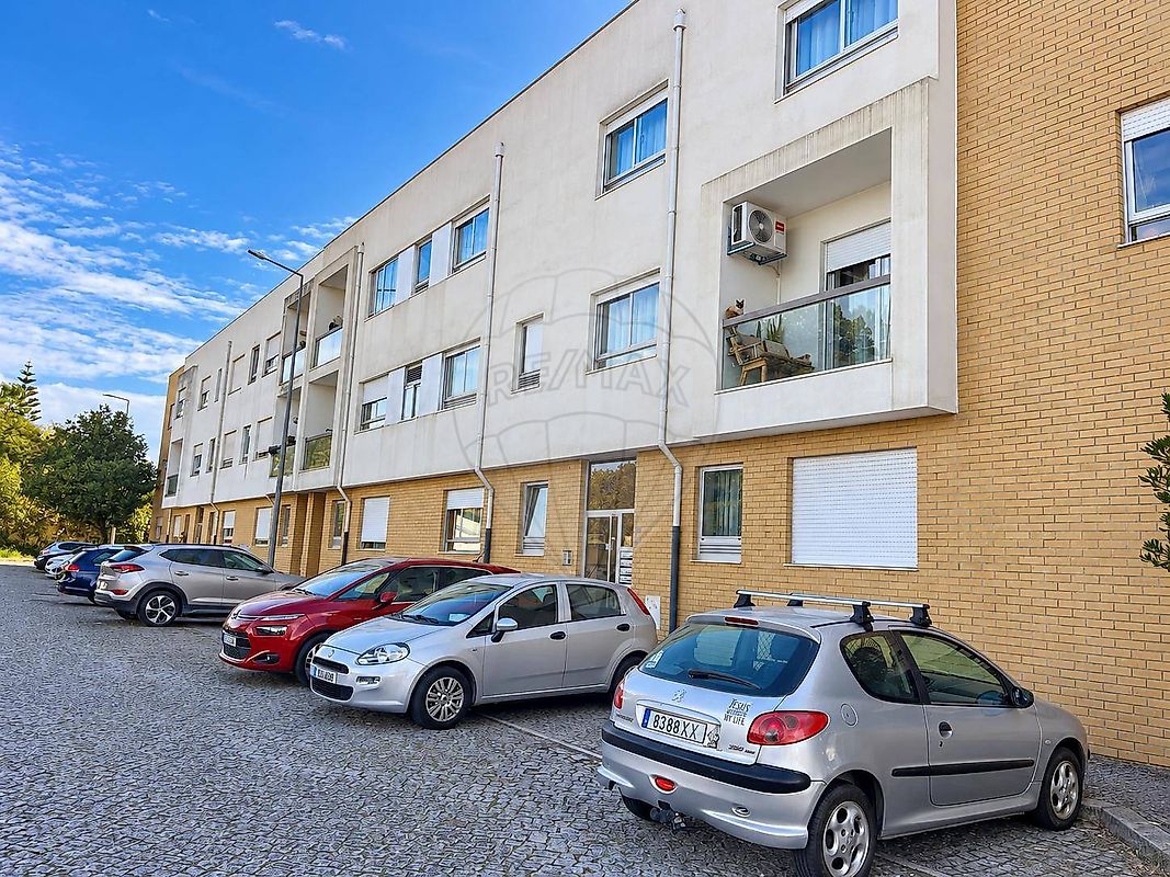 Apartamento T2 à venda em Maia