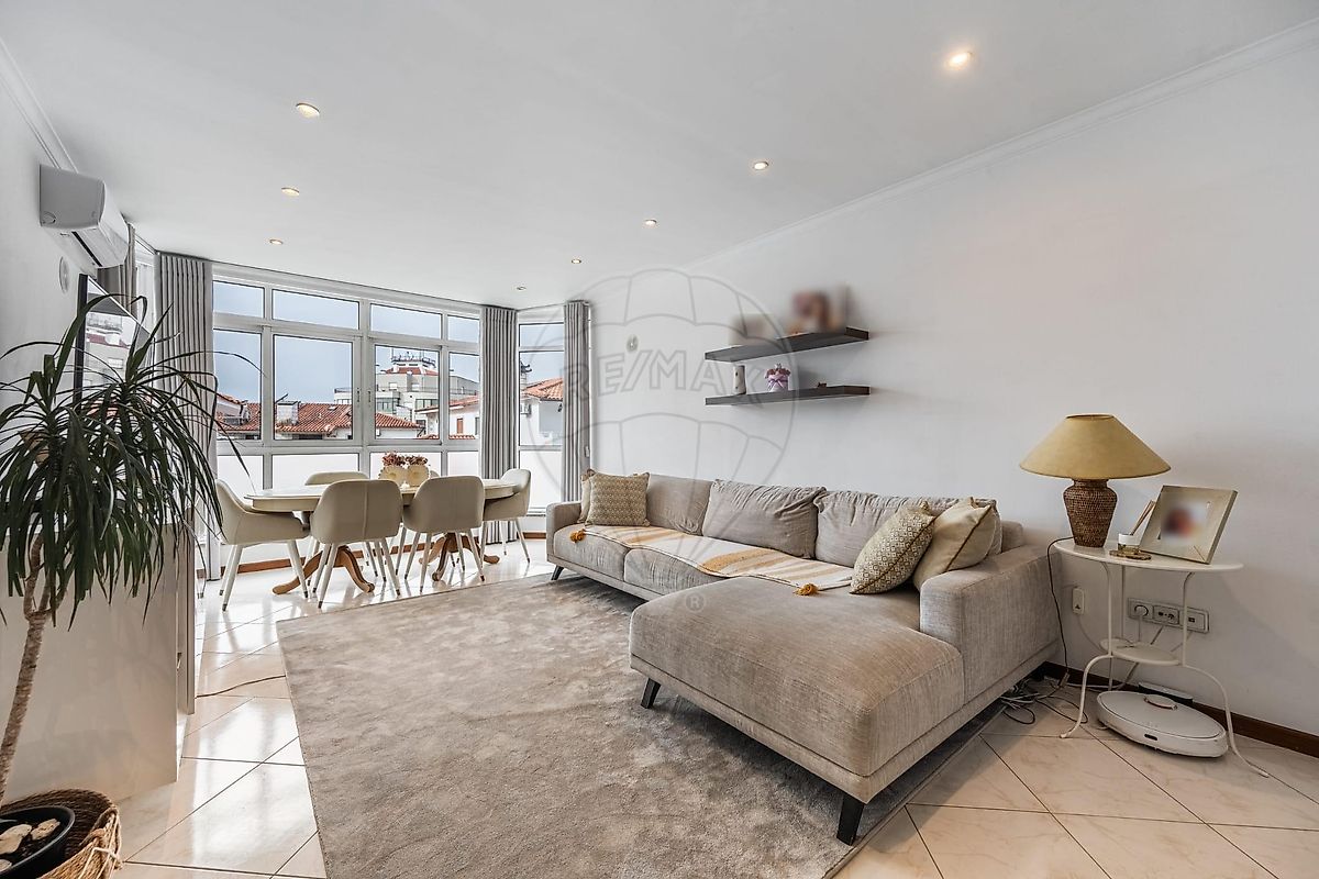 Apartamento T2 em Urgezes, €259.000