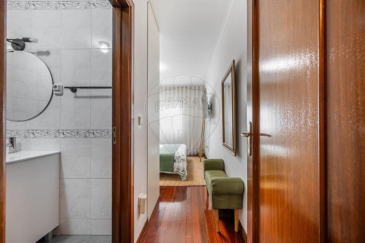Apartamento T2 à venda em Urgezes, Guimarães — foto 17