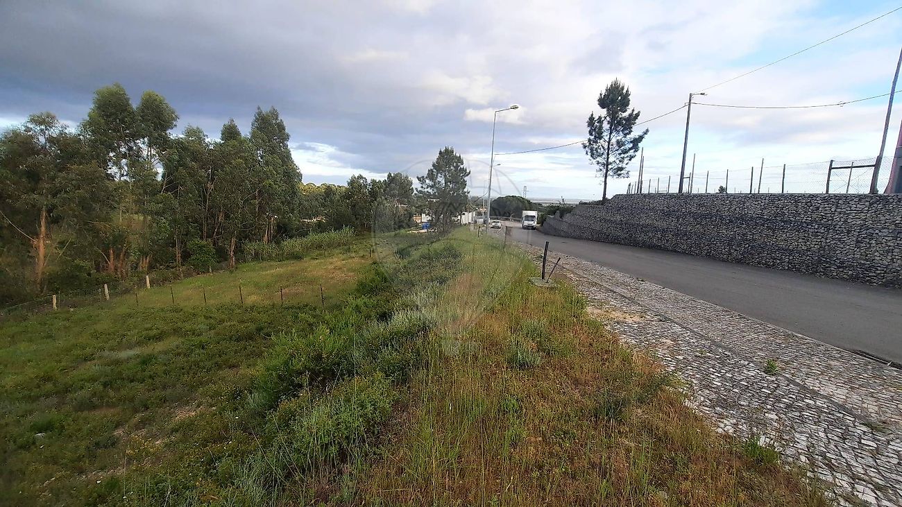 Terreno à venda em Azambuja