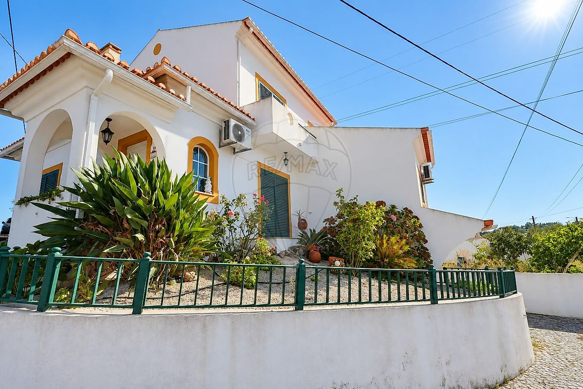 Apartamento T3 à venda em Azambuja