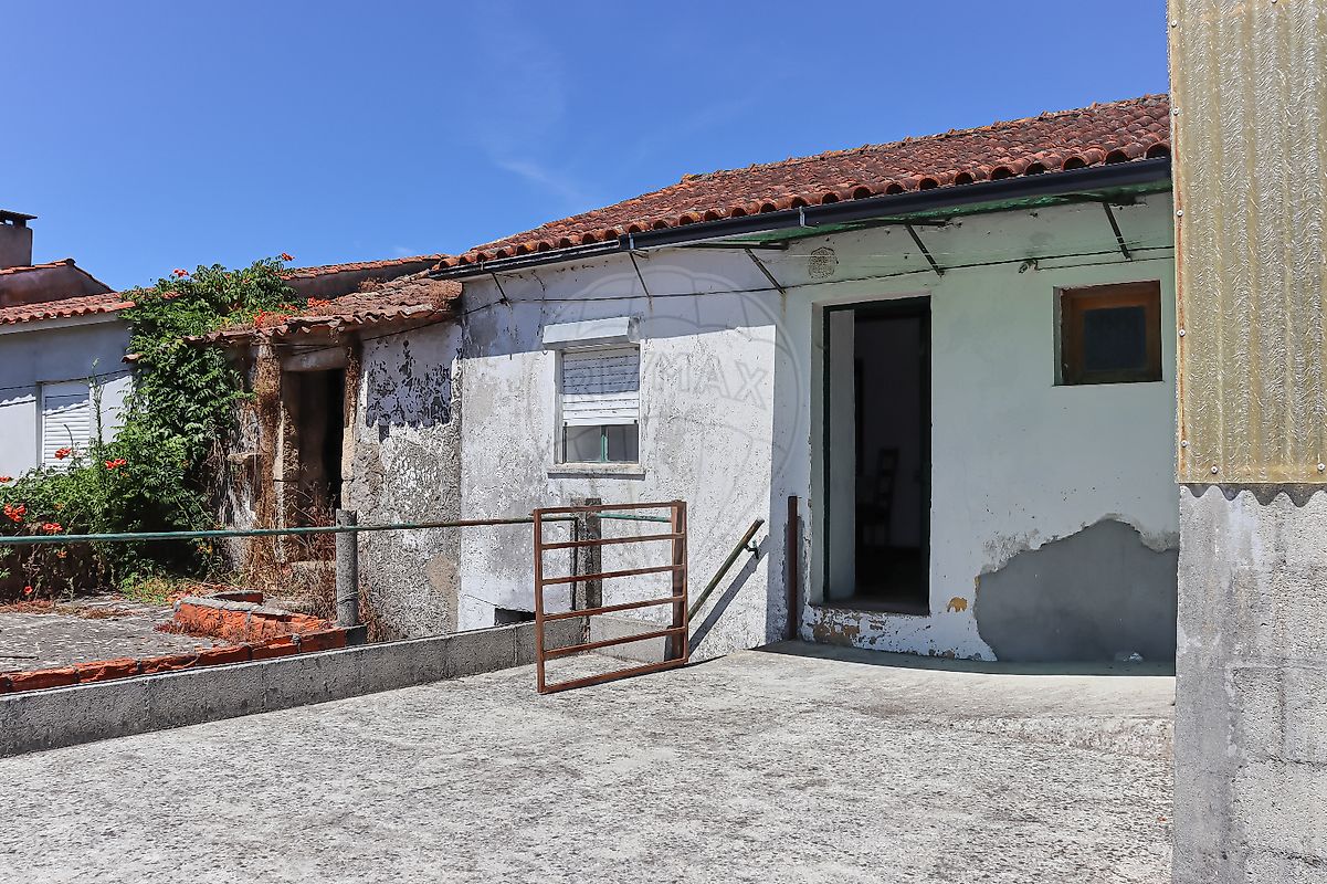 Moradia T2 para venda
