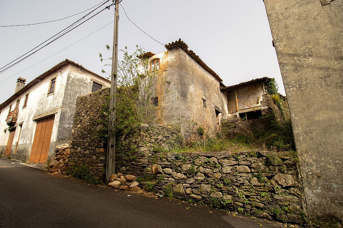 Moradia - Castanheira de Pêra e Coentral, Castanheira de Pêra, Leiria