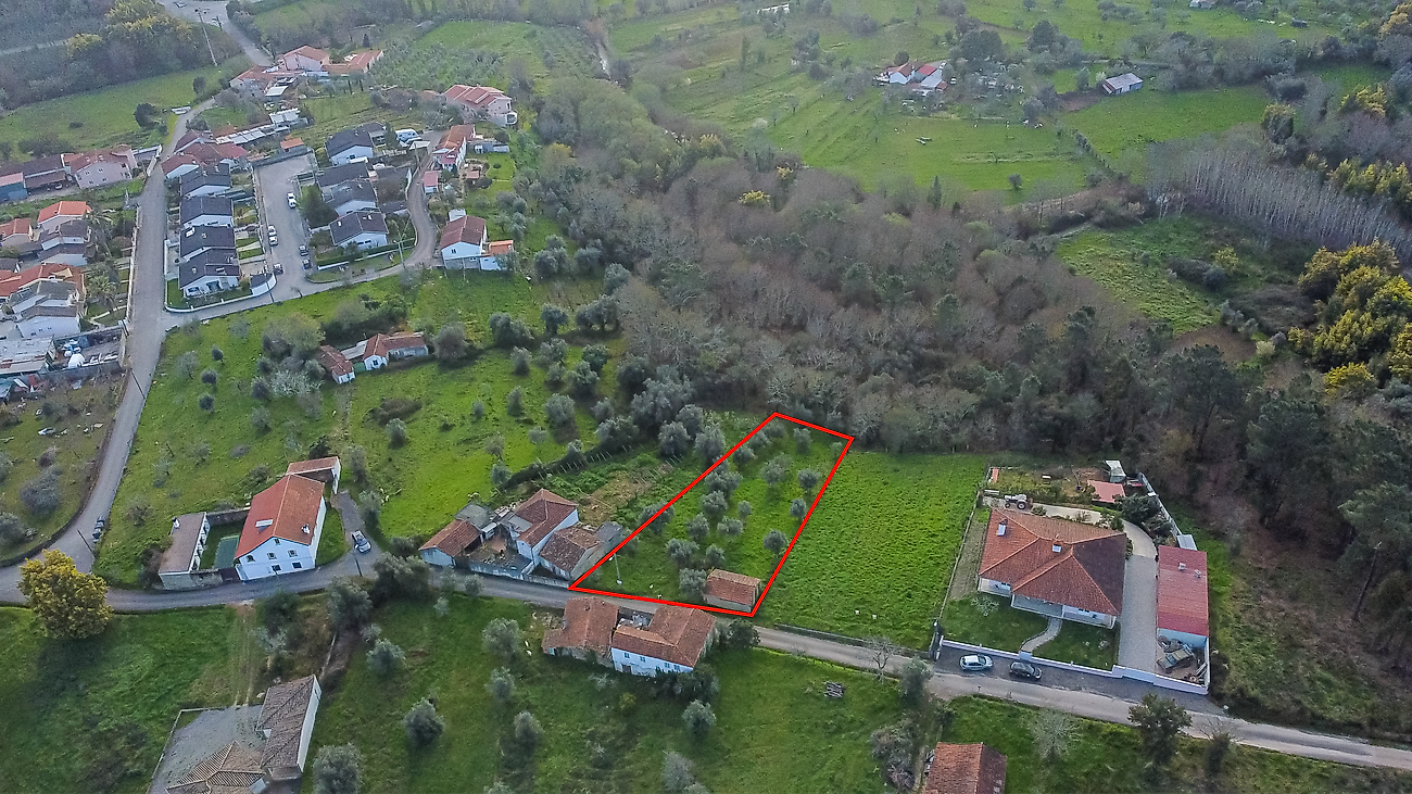 Terreno  à venda em Vila Nova de Poiares