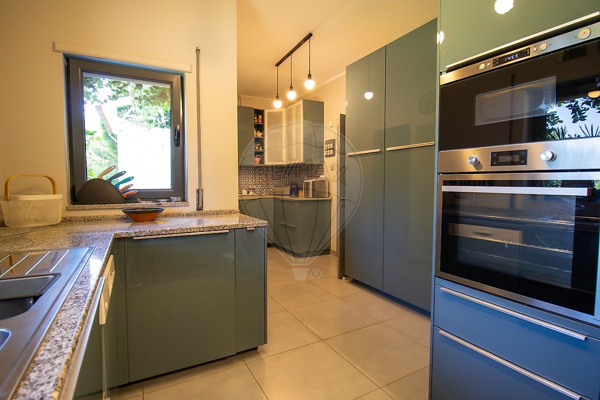 listing 123111111-40 picture-0