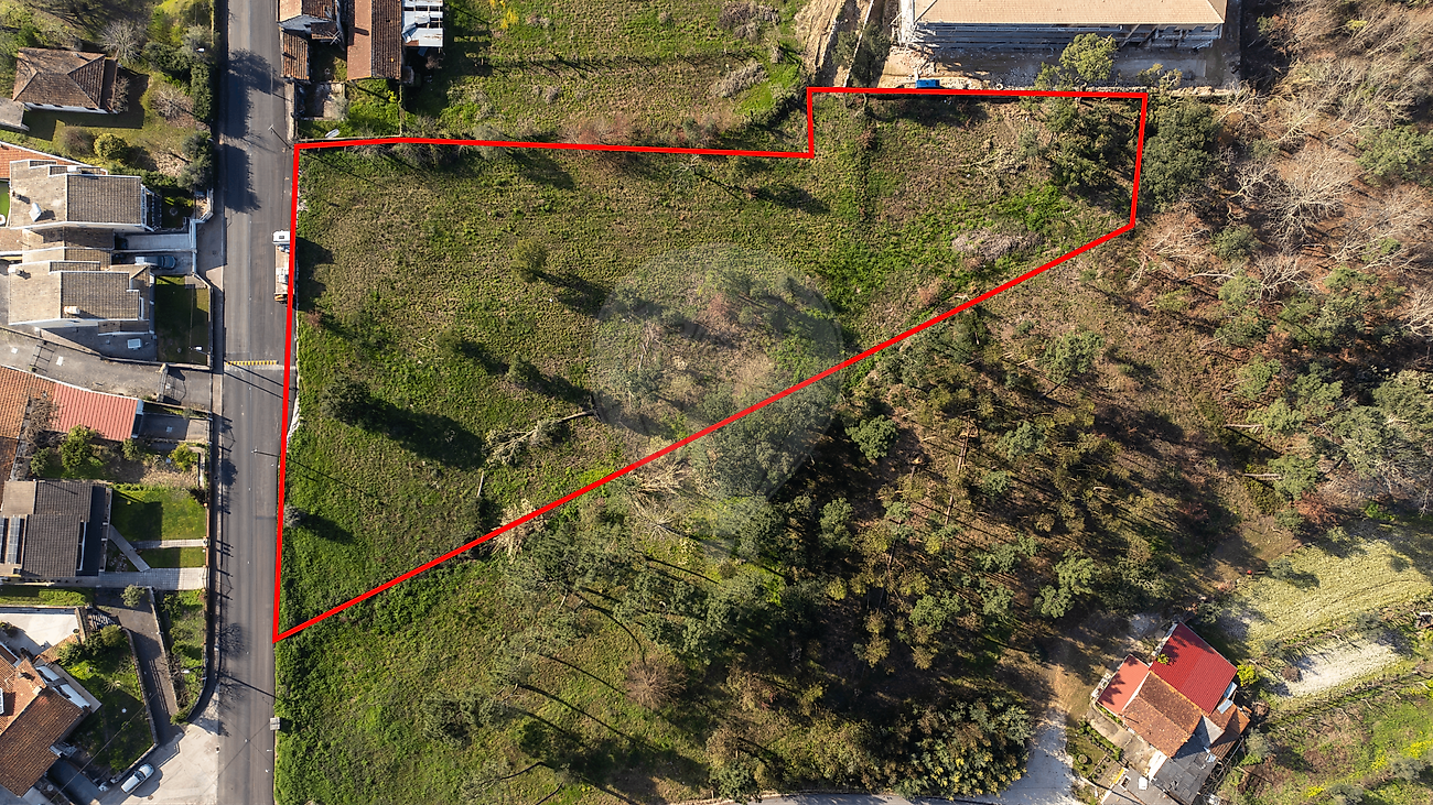 Terreno à venda em Vila Nova de Poiares