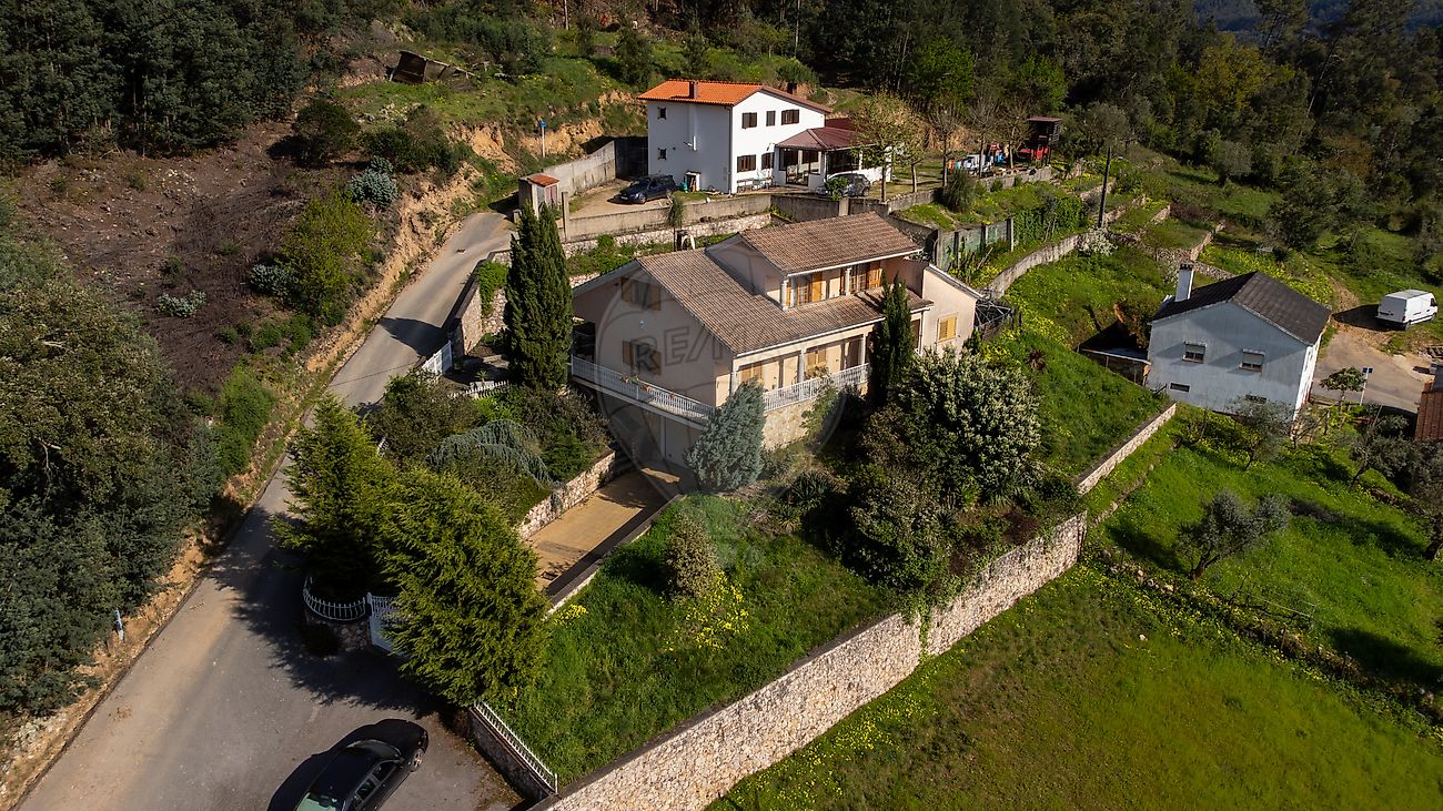Moradia - Vila Nova do Ceira, Góis, Coimbra