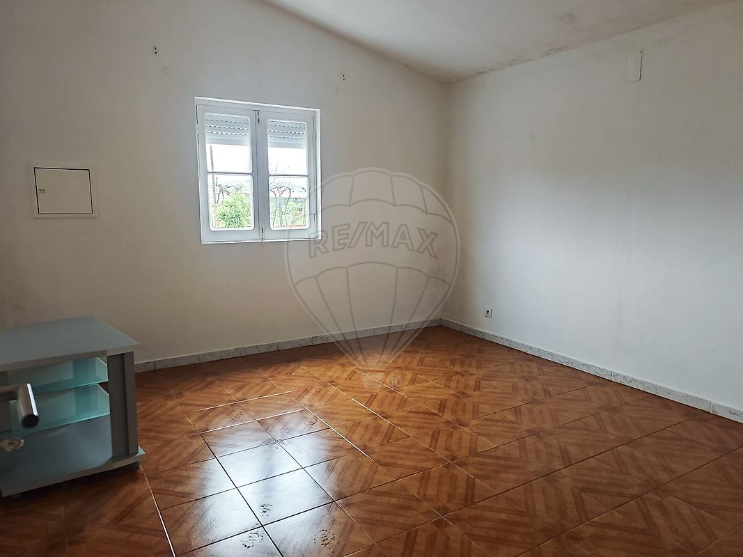 Moradia T1 à venda em Lousã