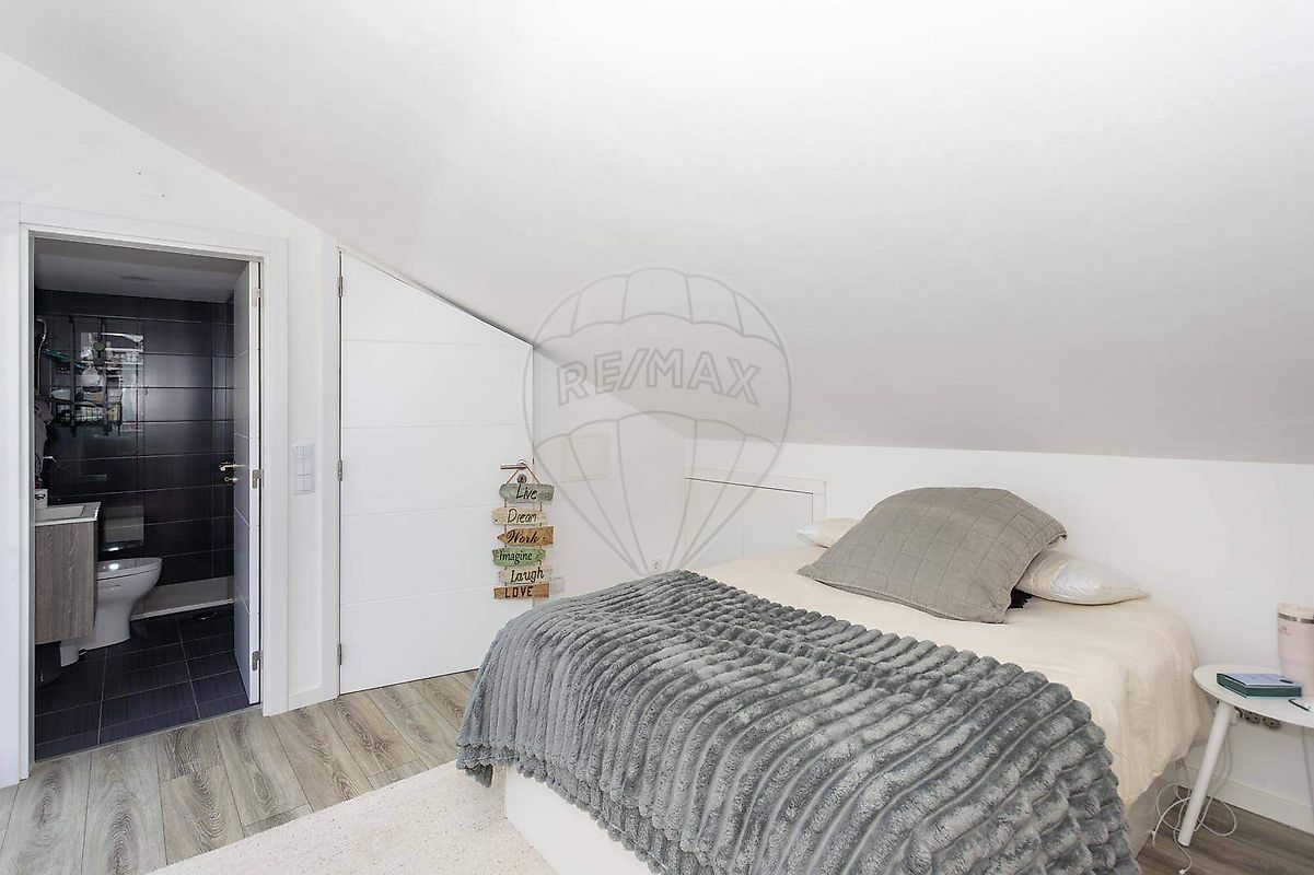 listing 123171059-105 picture-0