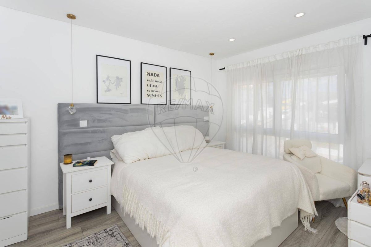 listing 123171059-105 picture-0