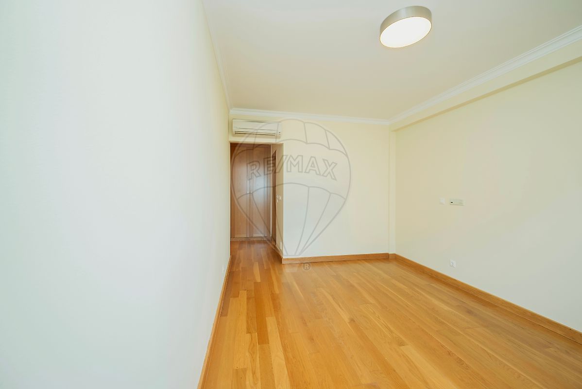 listing 123171436-122 picture-0