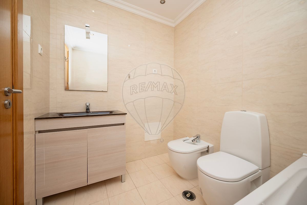 listing 123171436-122 picture-0