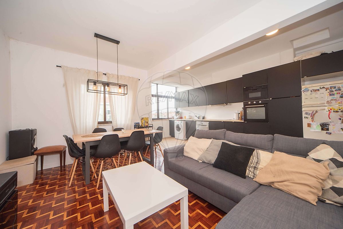 Apartamento T3 à venda em Sintra