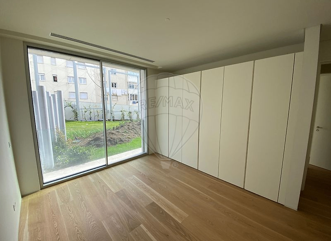 Apartamento T2 à venda em Santo António, Lisboa — foto 17