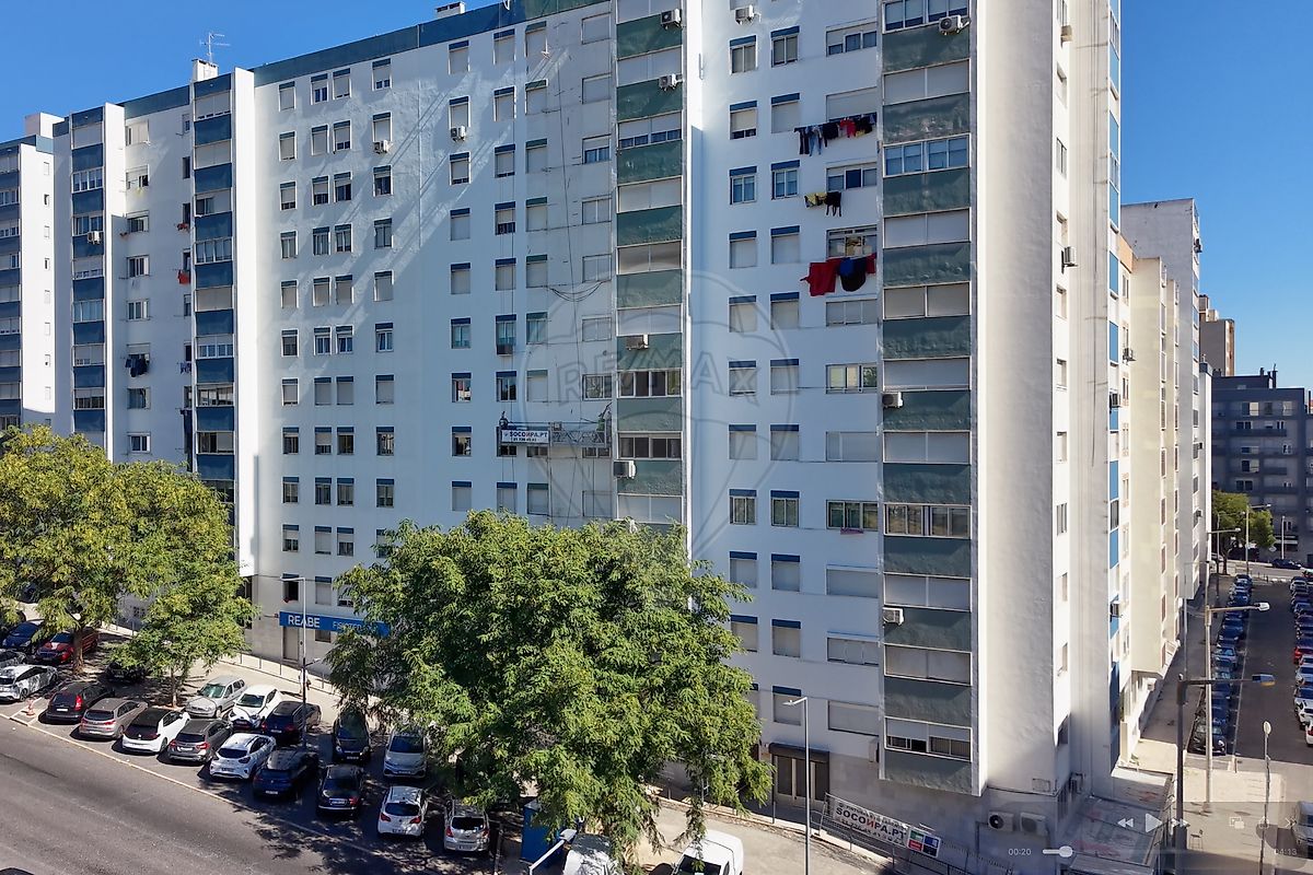 Apartamento T3 à venda em Benfica, Lisboa — foto 3