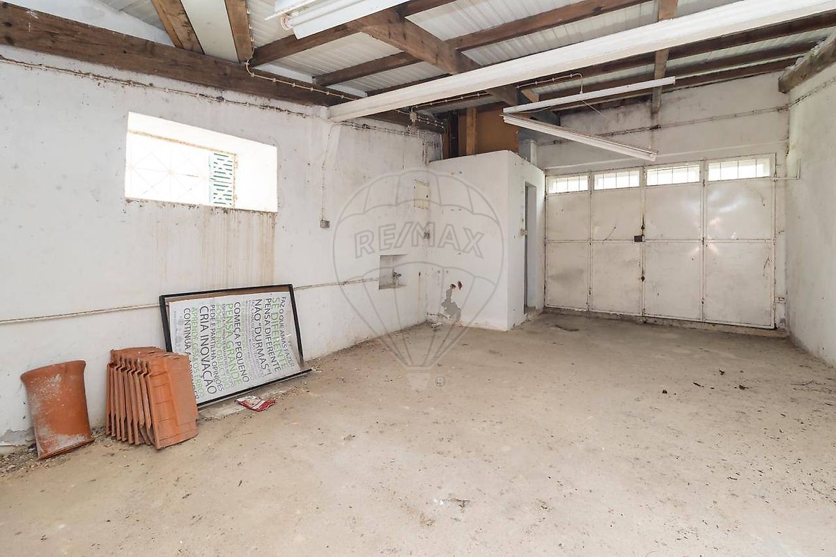listing 123211001-1184 picture-0