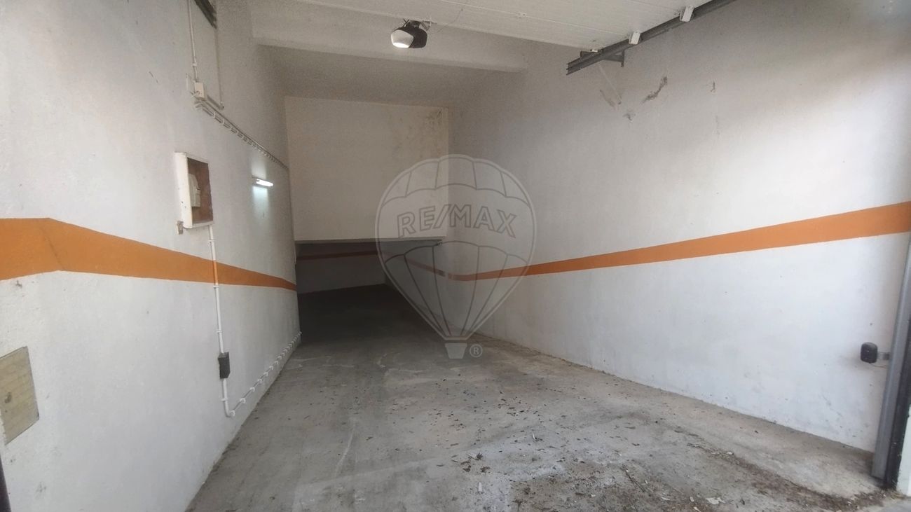 Garagem para venda