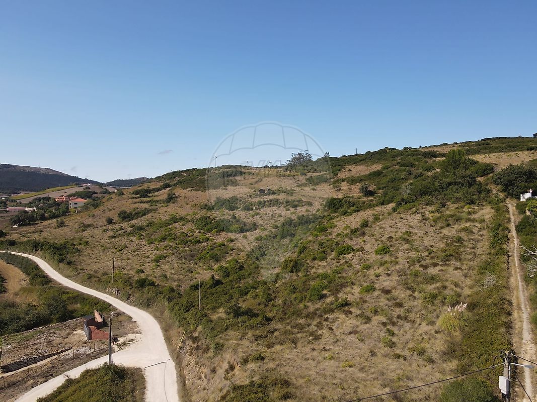 Terreno à venda em Sobral de Monte Agraço