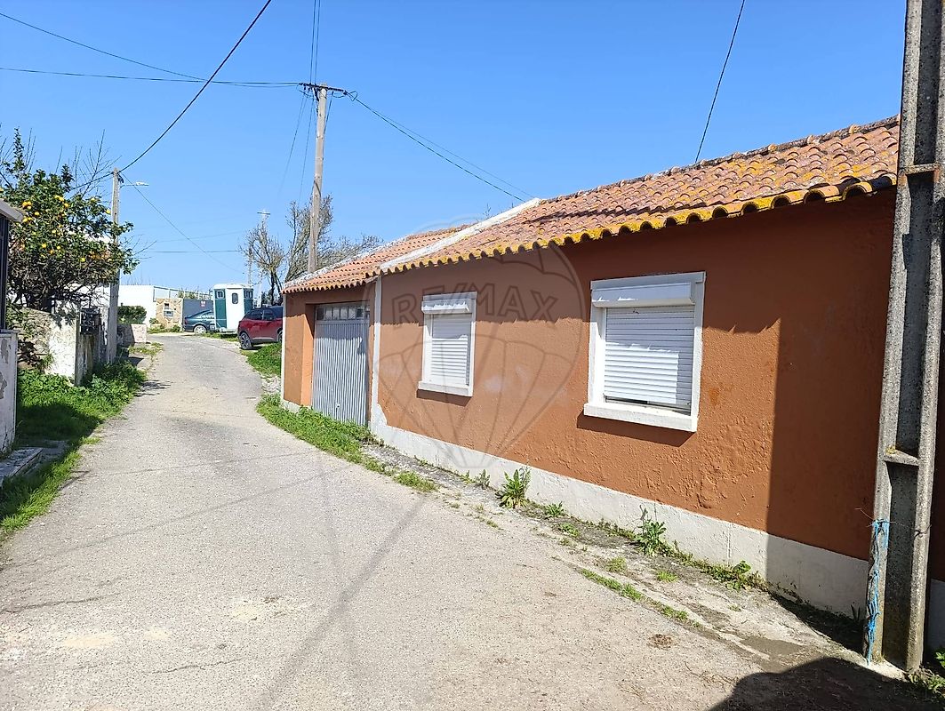 Moradia T2 à venda em Arruda dos Vinhos