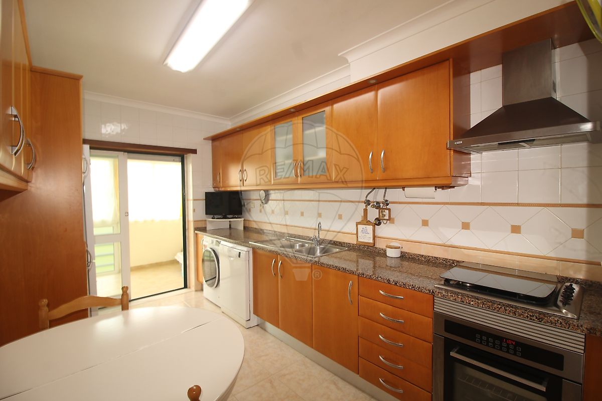 Apartamento T3 à venda em Arruda dos Vinhos