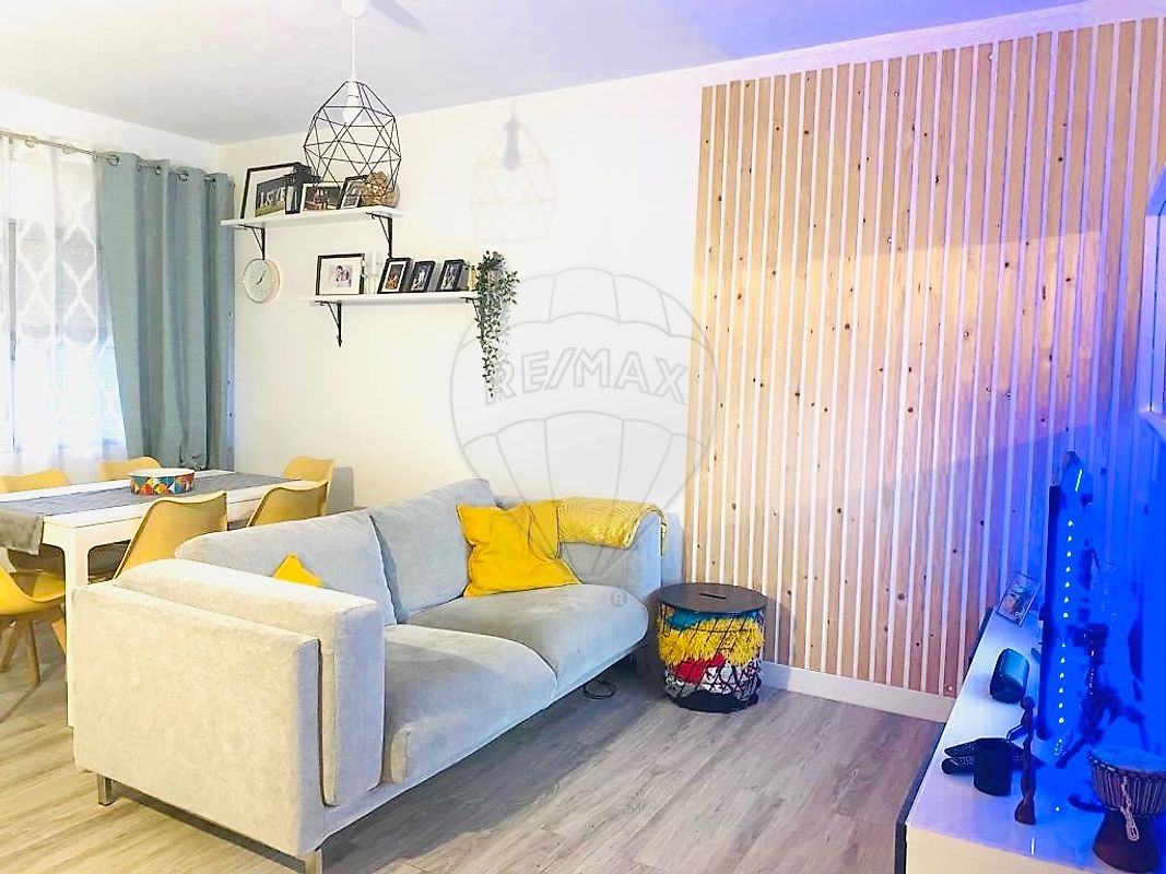 Apartamento T3 à venda em Arruda dos Vinhos