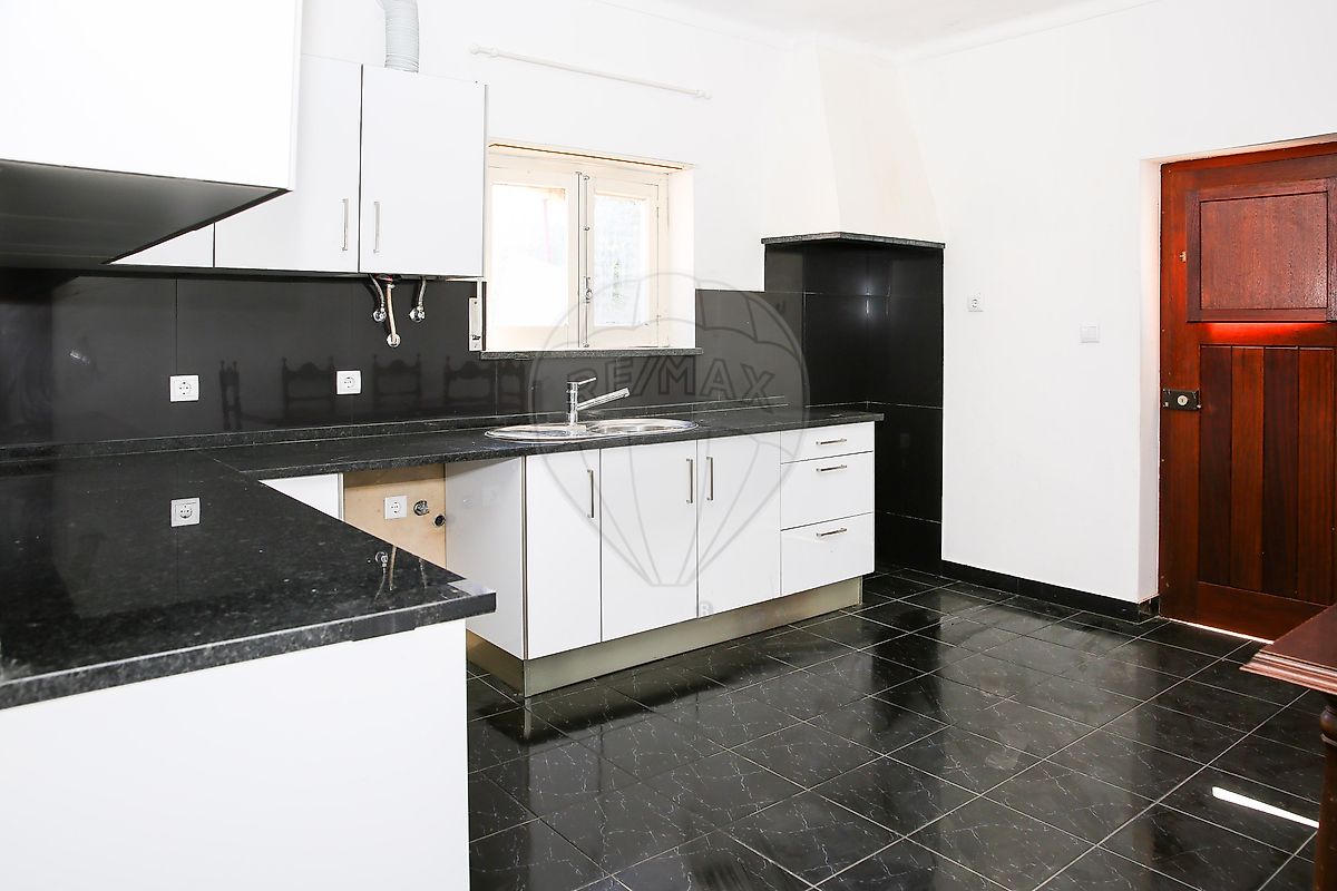 Moradia T2 à venda em São Quintino, Sobral de Monte Agraço — foto 6