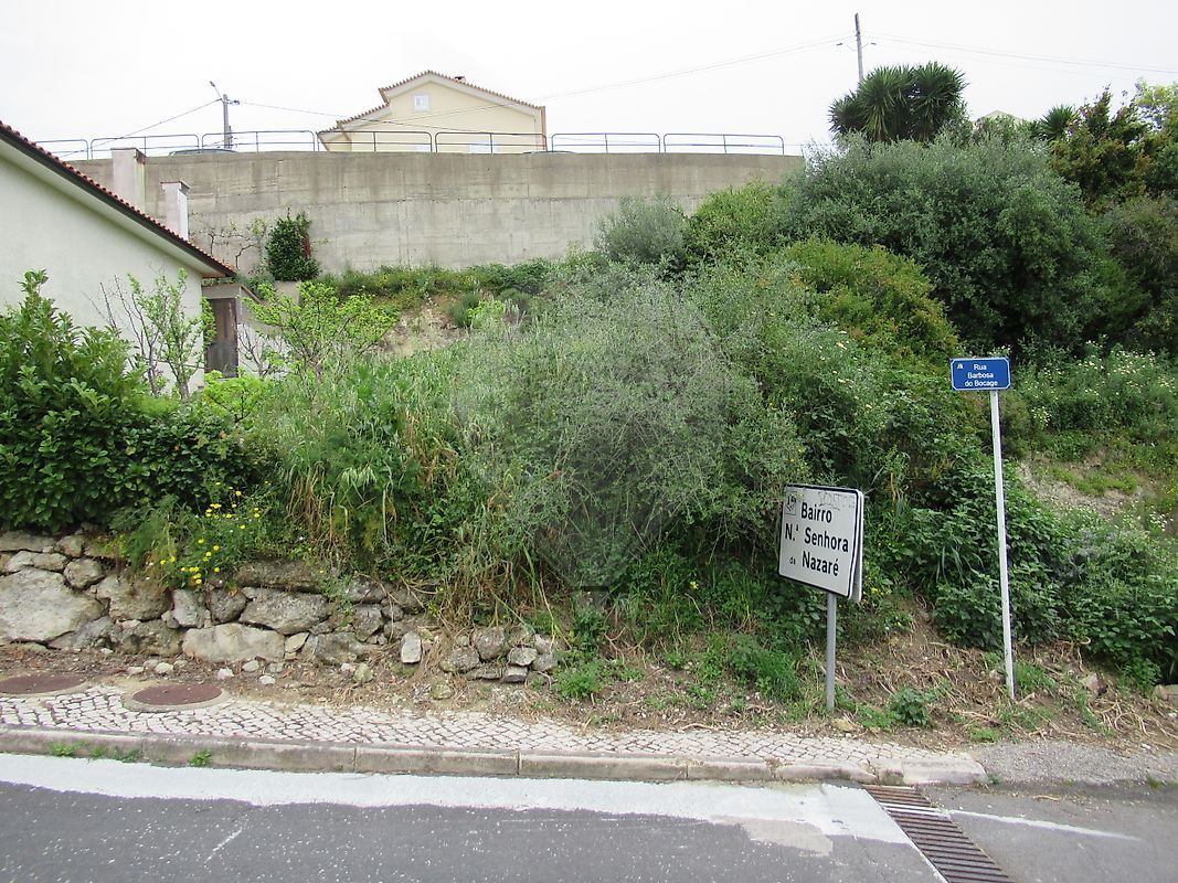 Terreno à venda em Bairro Casal dos Machados, Catujal