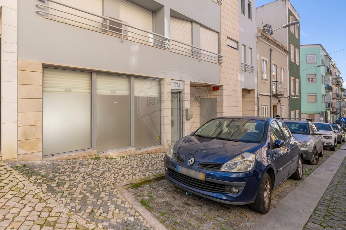 listing 123251006-442 picture-0