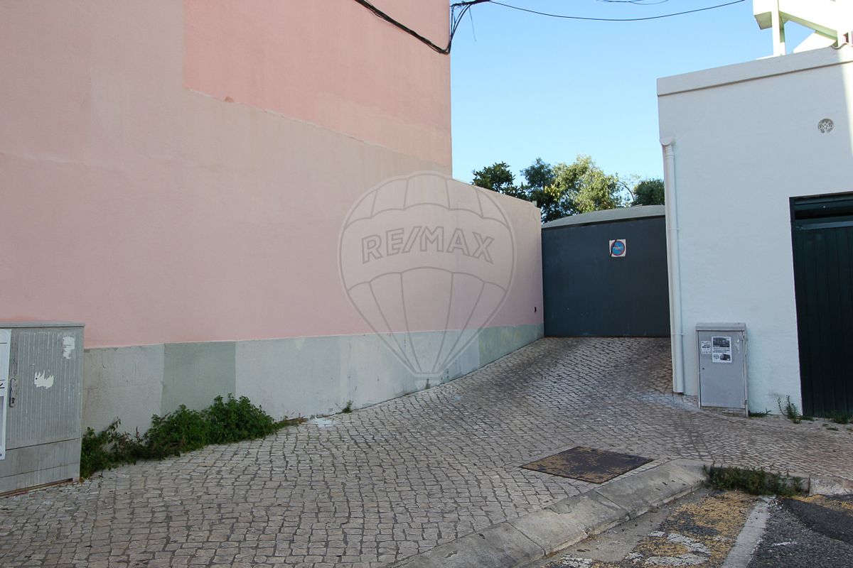 listing 123251210-182 picture-0