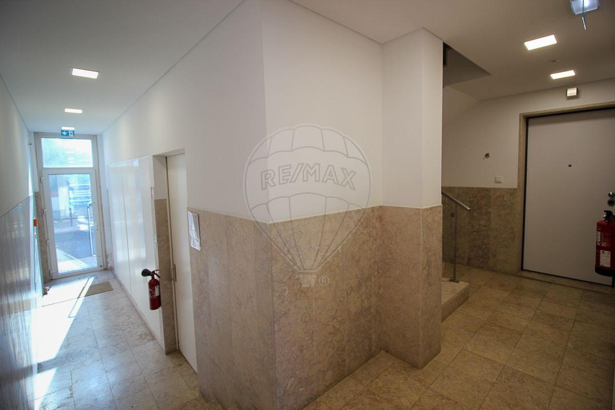 listing 123251210-182 picture-0