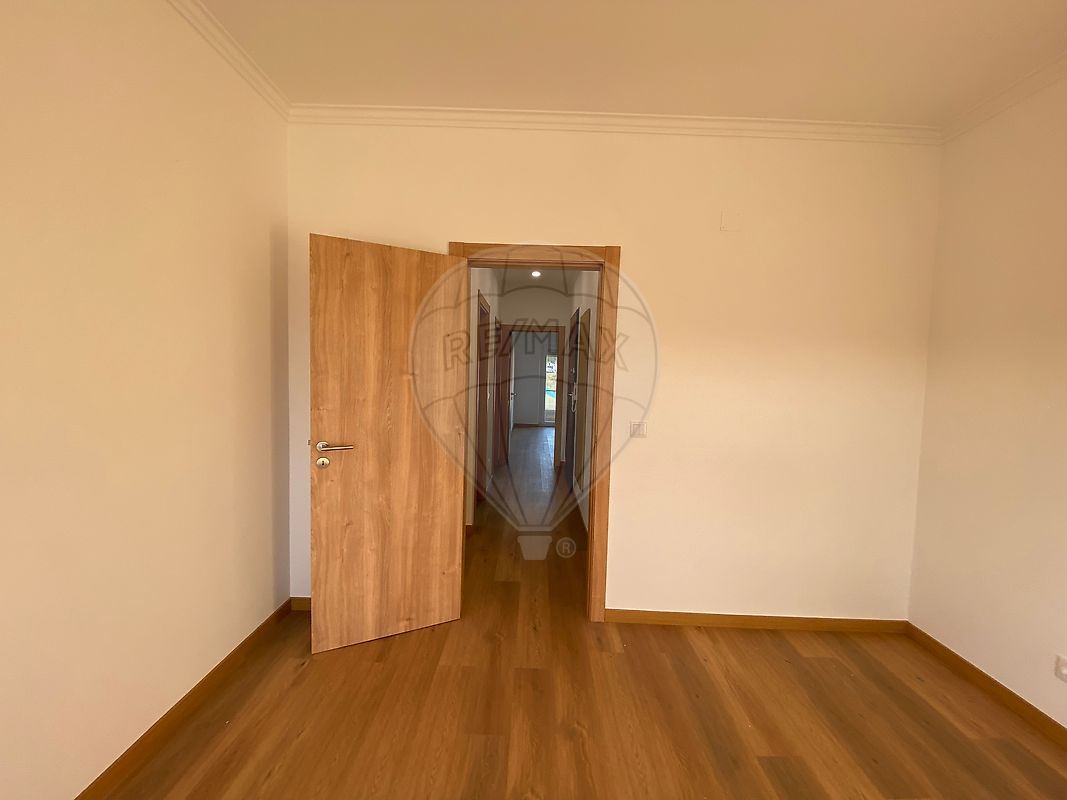 listing 123251358-16 picture-0