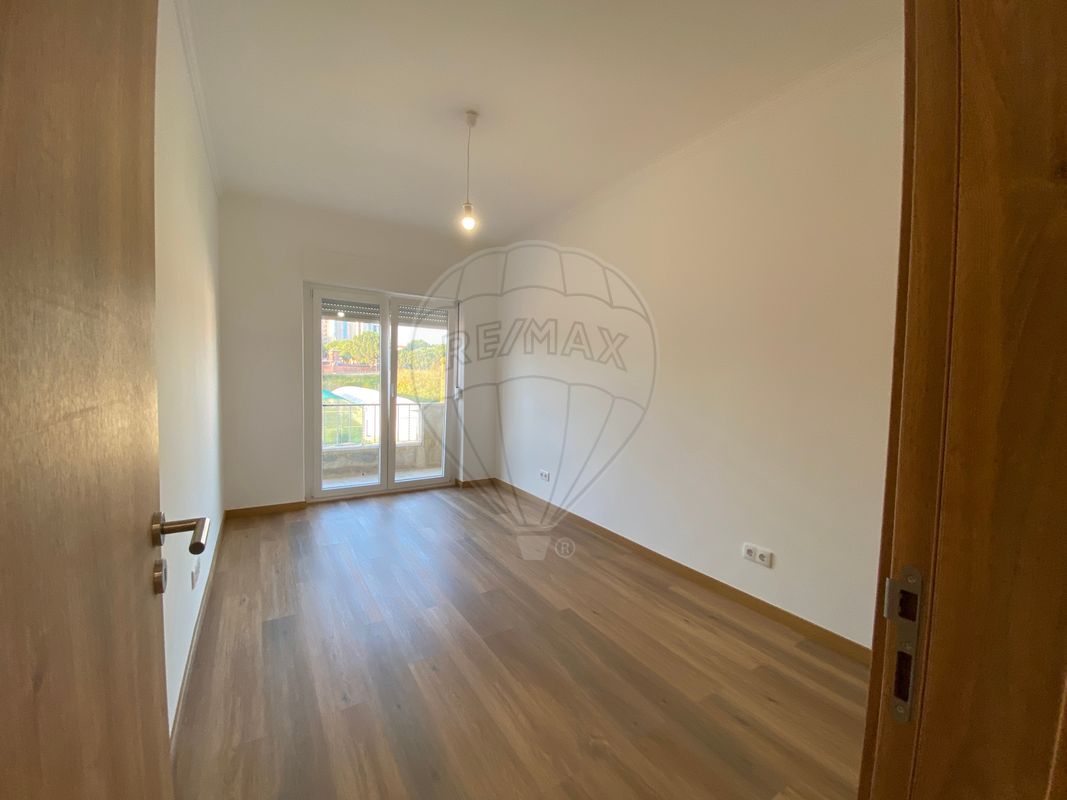 listing 123251358-16 picture-0