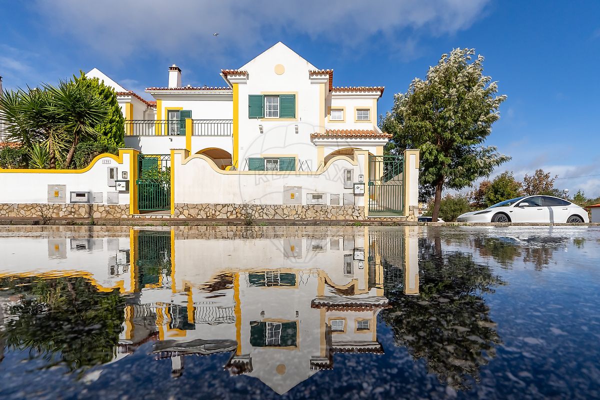Moradia T3 à venda em Mafra