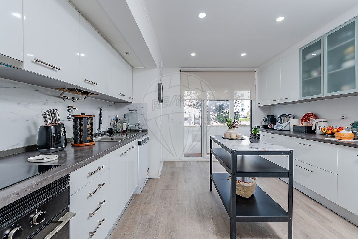 Apartamento T4 à venda em Sintra