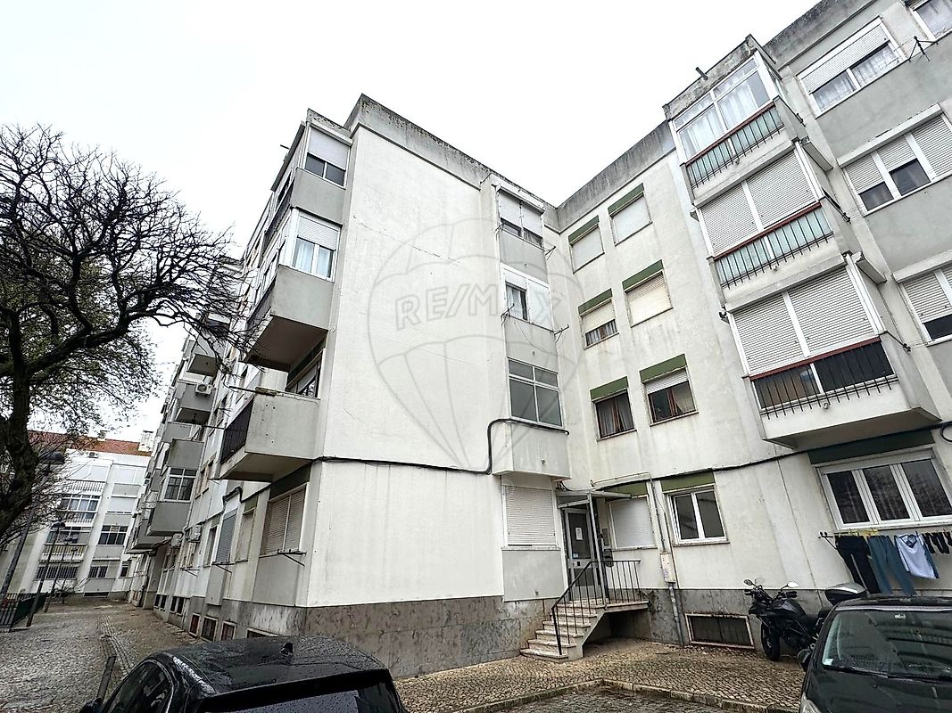 Apartamento T2 à venda em Odivelas