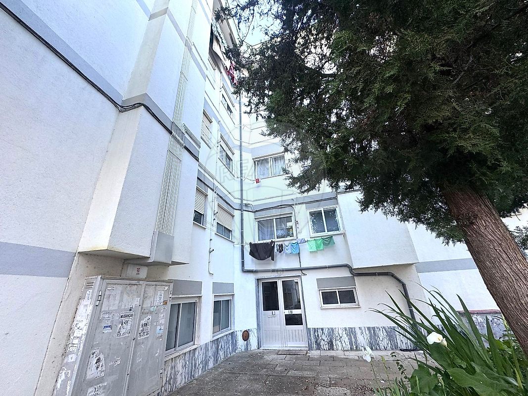 Apartamento T2 à venda em Odivelas