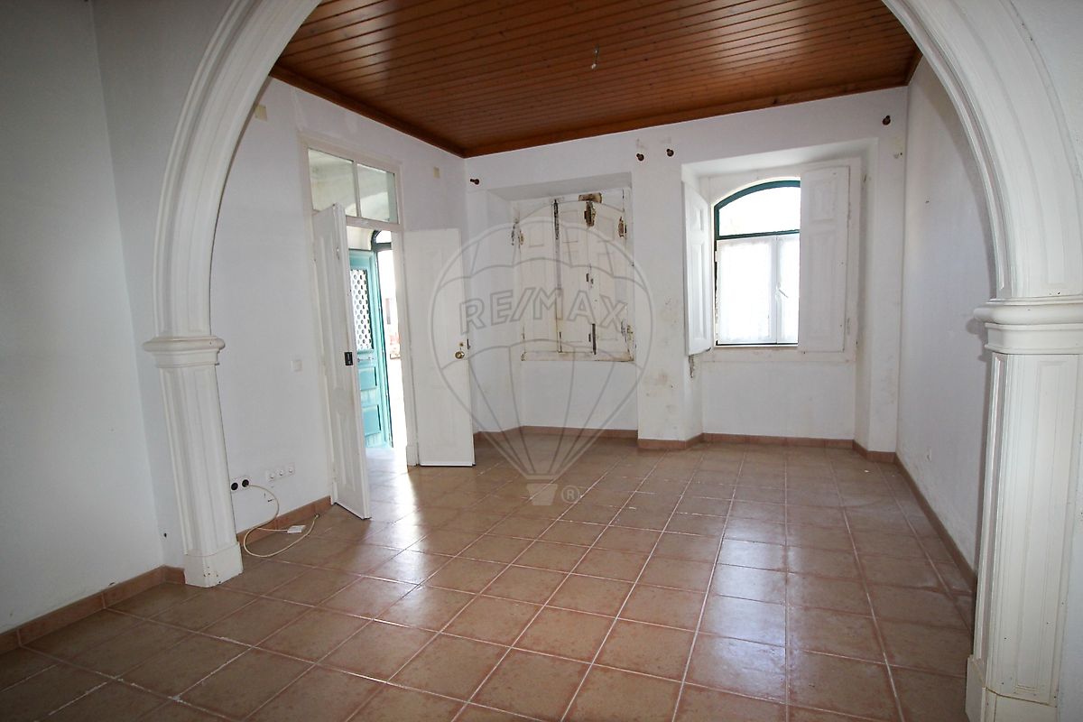 Moradia T7 à venda em Azambuja