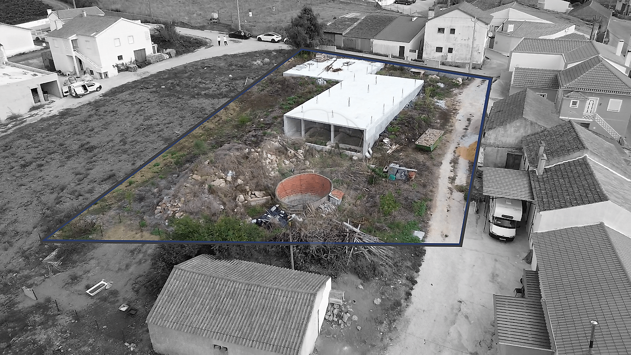 Terreno à venda em Sobral de Monte Agraço