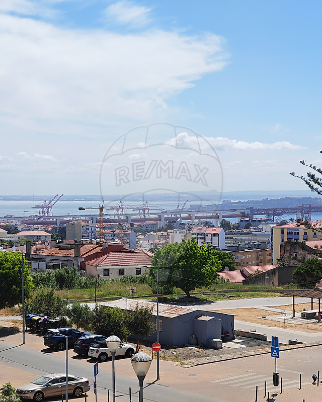 Apartamento T3 à venda em Lisboa