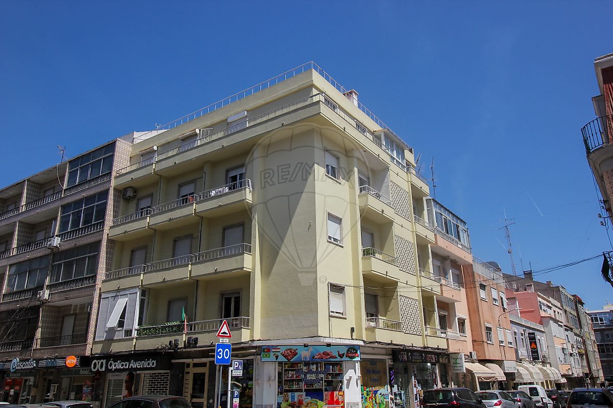 Apartamento T2 à venda em Loures